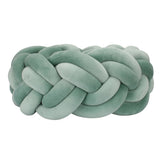 Velours moelleux rose pour une tresse de lit bébé cocon et élégante