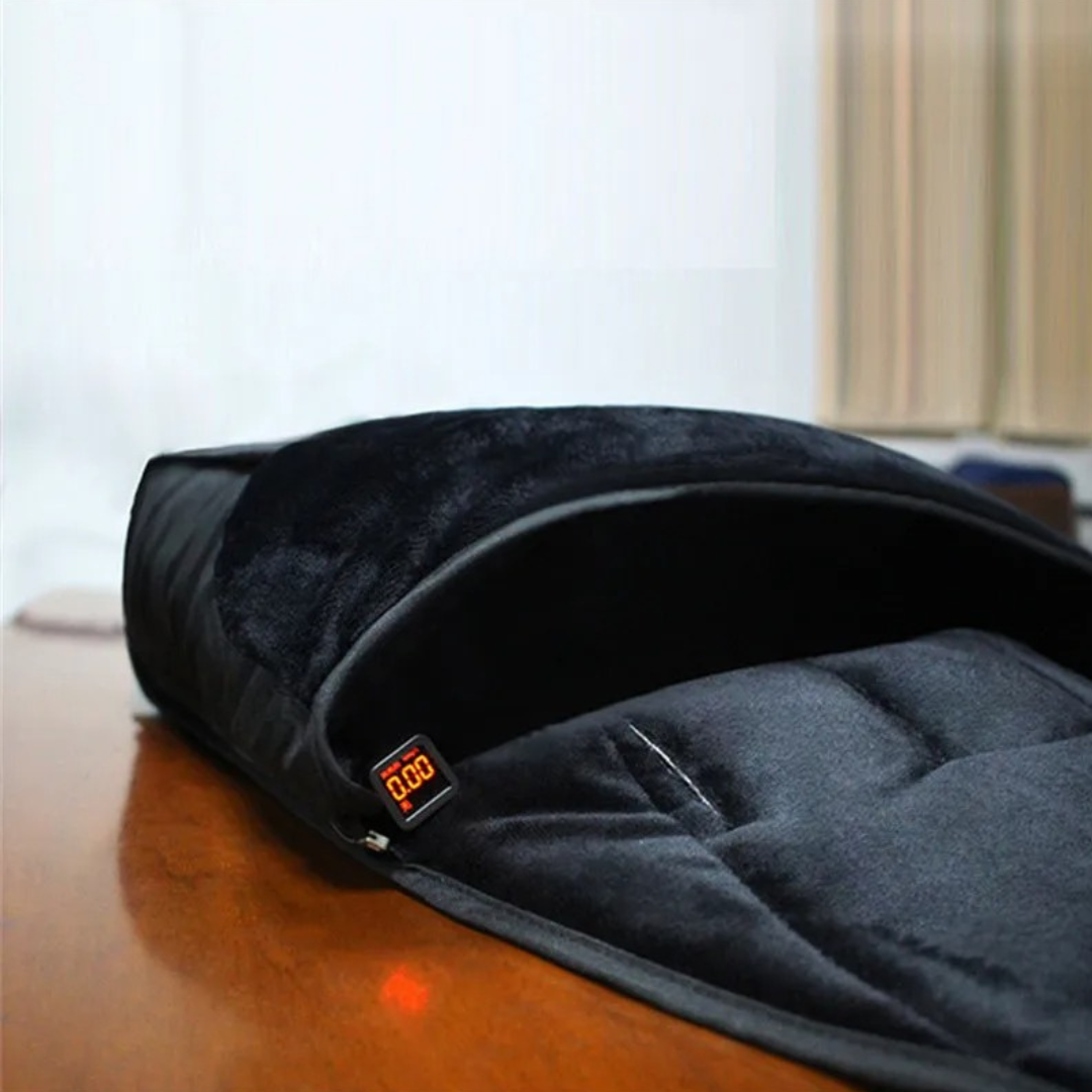 Bébé bien au chaud dans la chancelière Cosywrap par temps froid