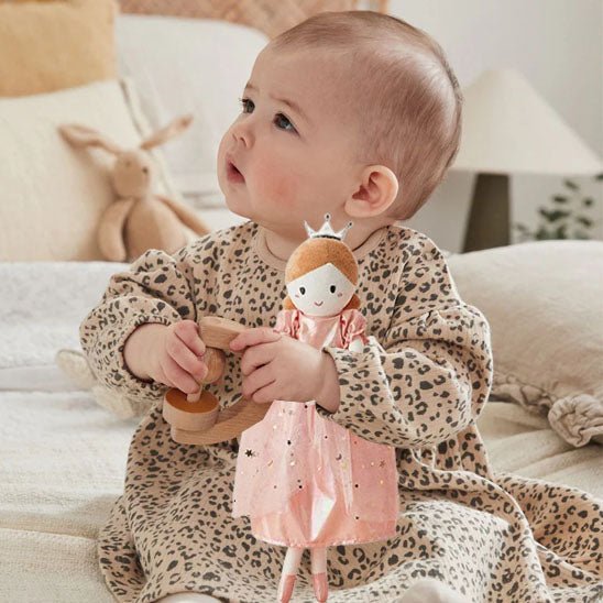 doudou-poupee-rose-tissu