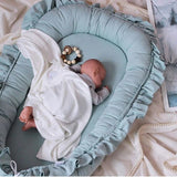 Cocon de sommeil bébé avec matelas anti-choc