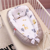 Nid d’ange compatible avec poussette et lit pour sorties sereines
