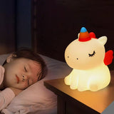 Veilleuse licorne Lueur Enchantée pour rassurer les enfants la nuit
